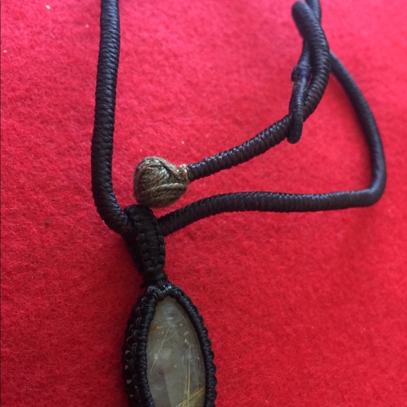 Jade necklace - Picture 3 of 3